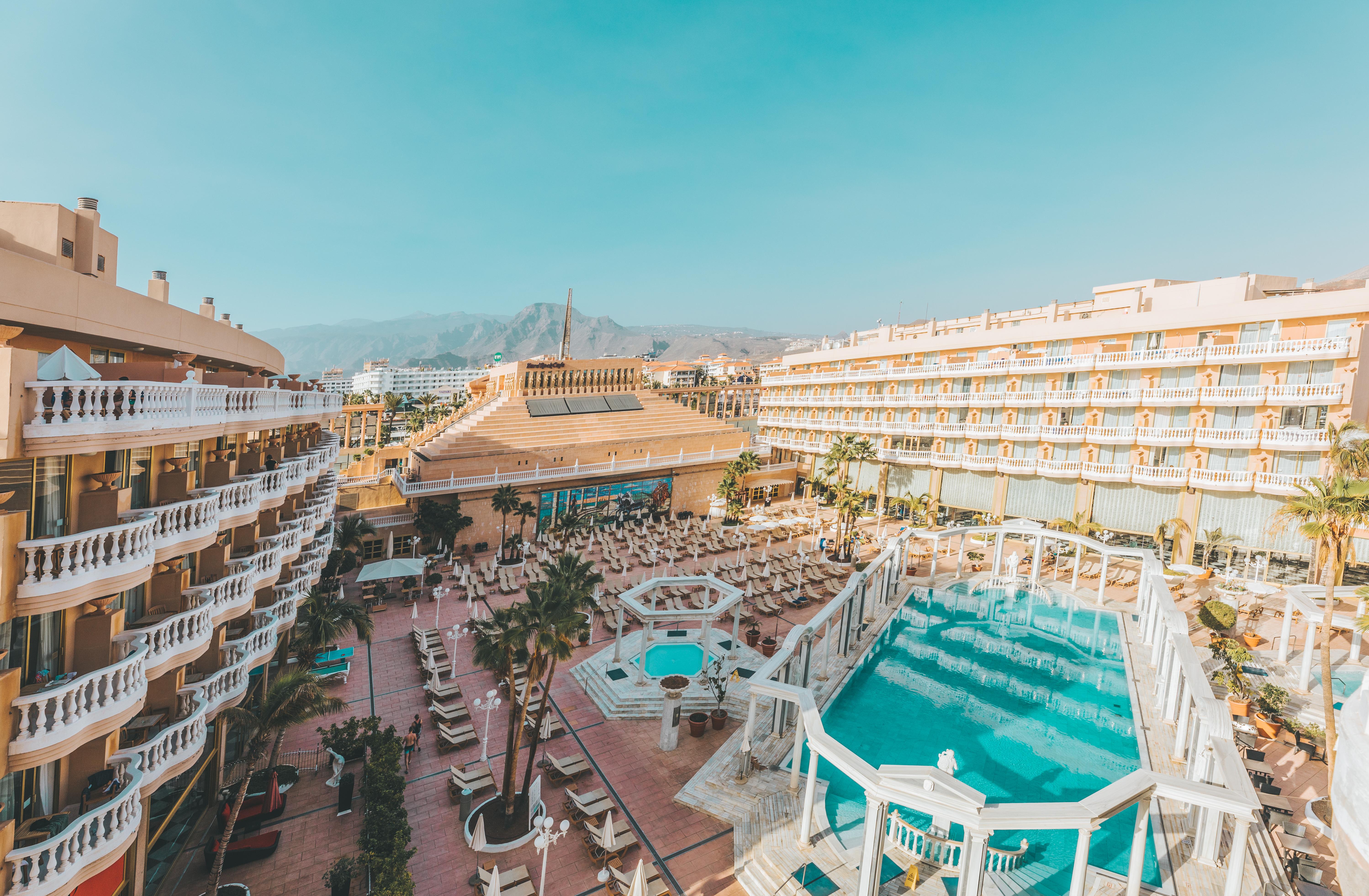 Hotel Cleopatra Palace Playa de las Américas Eksteriør billede
